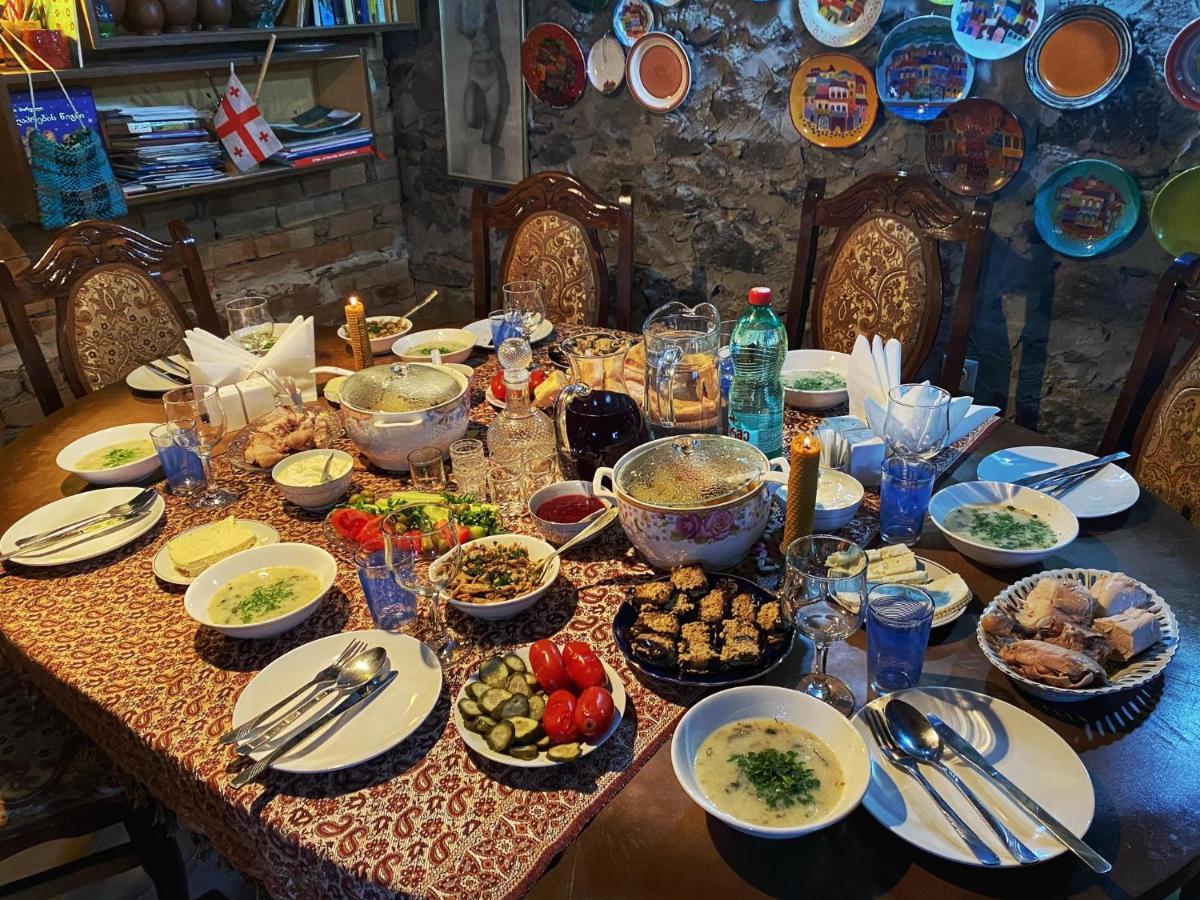 Artist'S House Otel Tetritskaro Dış mekan fotoğraf