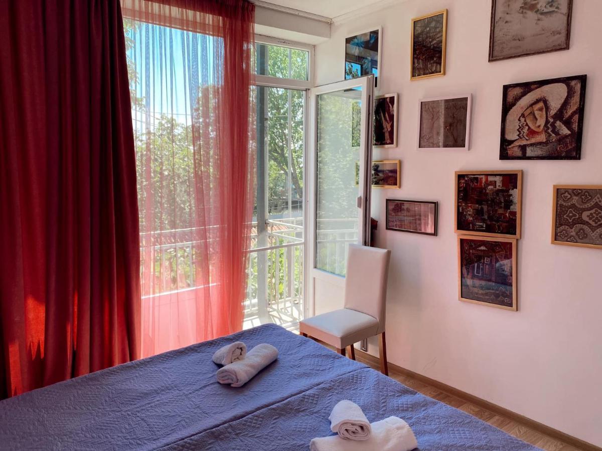 Artist'S House Otel Tetritskaro Dış mekan fotoğraf