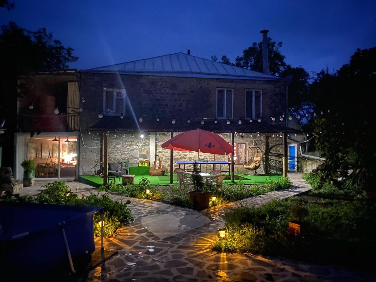 Artist'S House Otel Tetritskaro Dış mekan fotoğraf