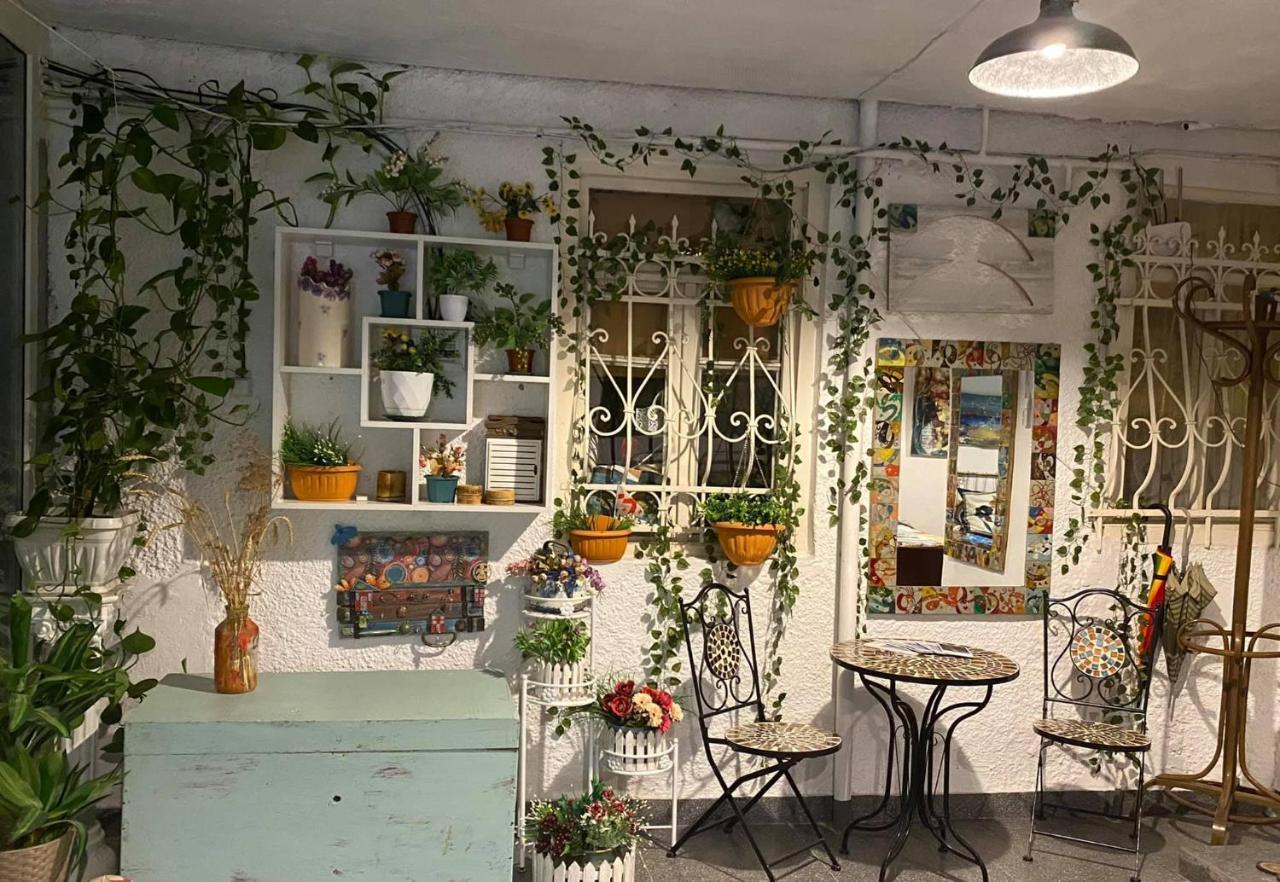 Artist'S House Otel Tetritskaro Dış mekan fotoğraf
