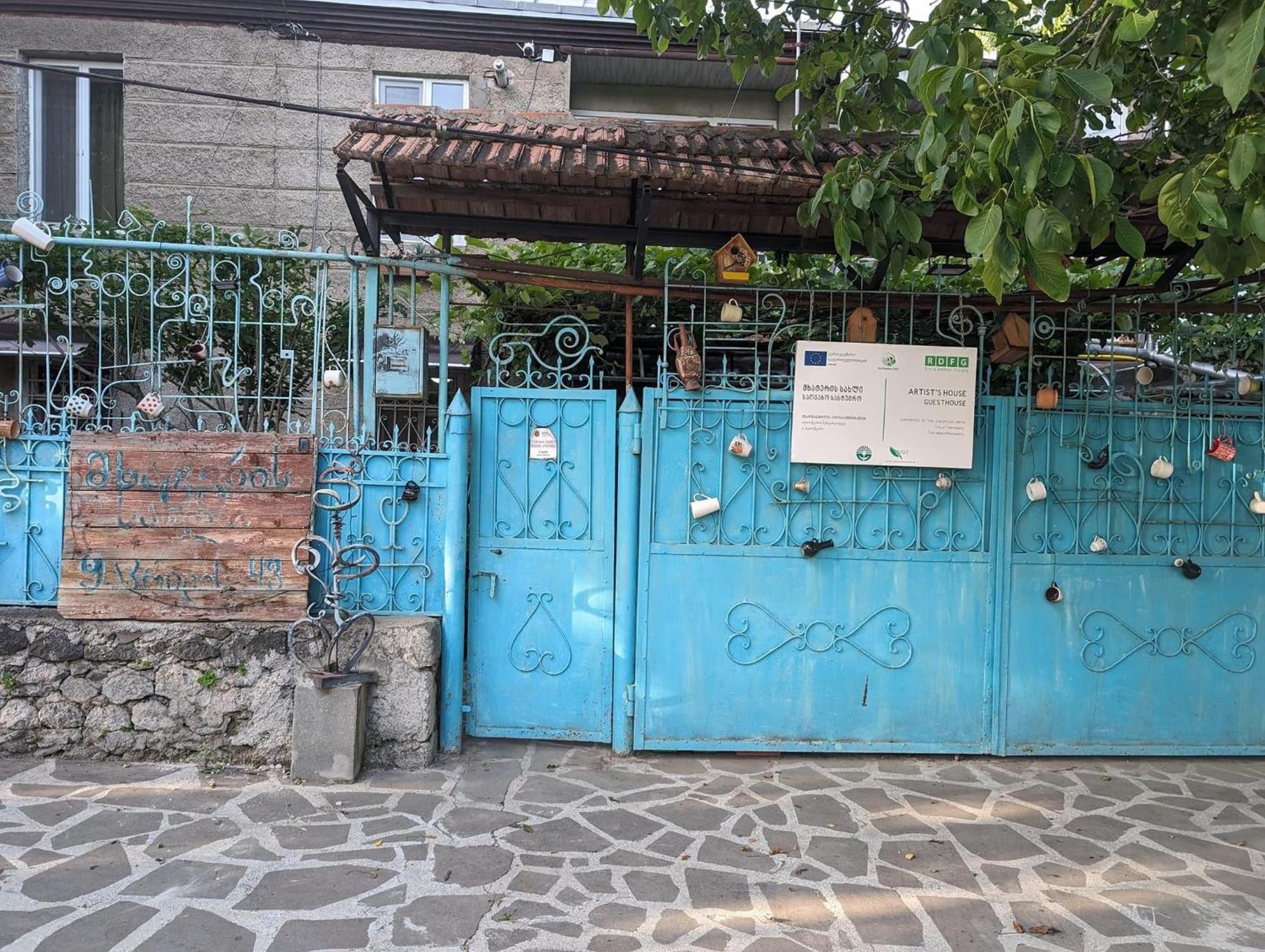 Artist'S House Otel Tetritskaro Dış mekan fotoğraf